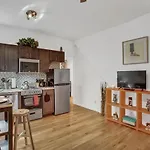Modern Contemporary-Style 2Bd Apt By Act
