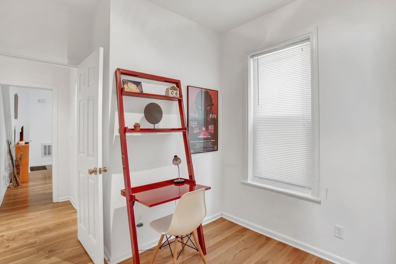 Modern Contemporary-style 2bd Apt By Act Apartment *